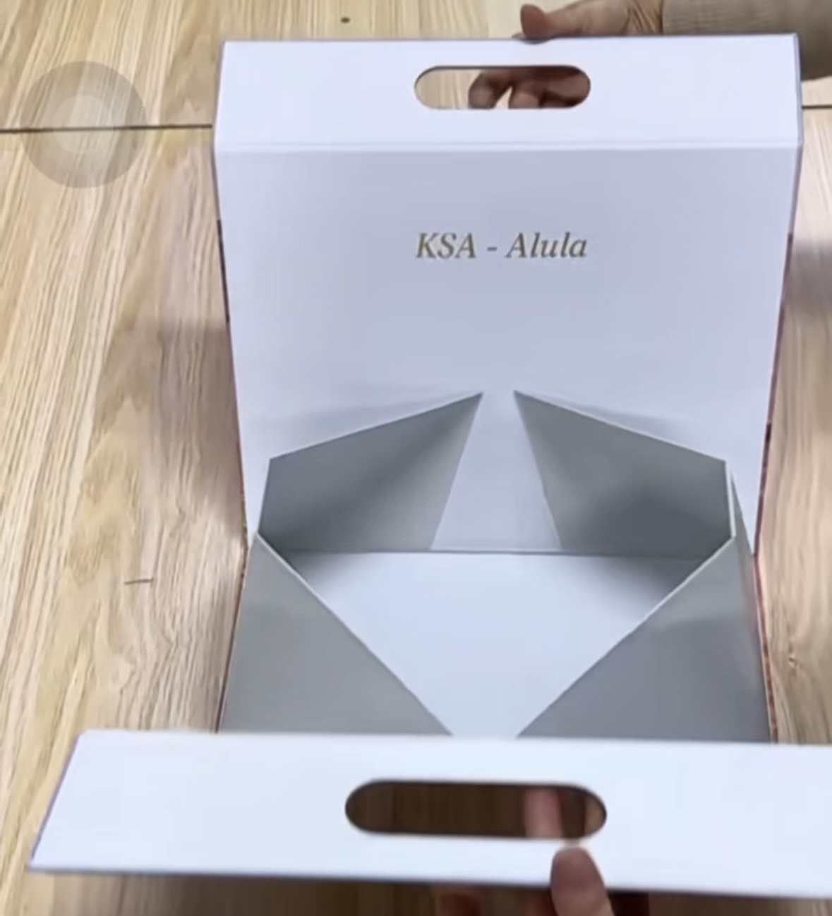 Eine Touchsformung der tragbaren Parfüm Geschenkbox