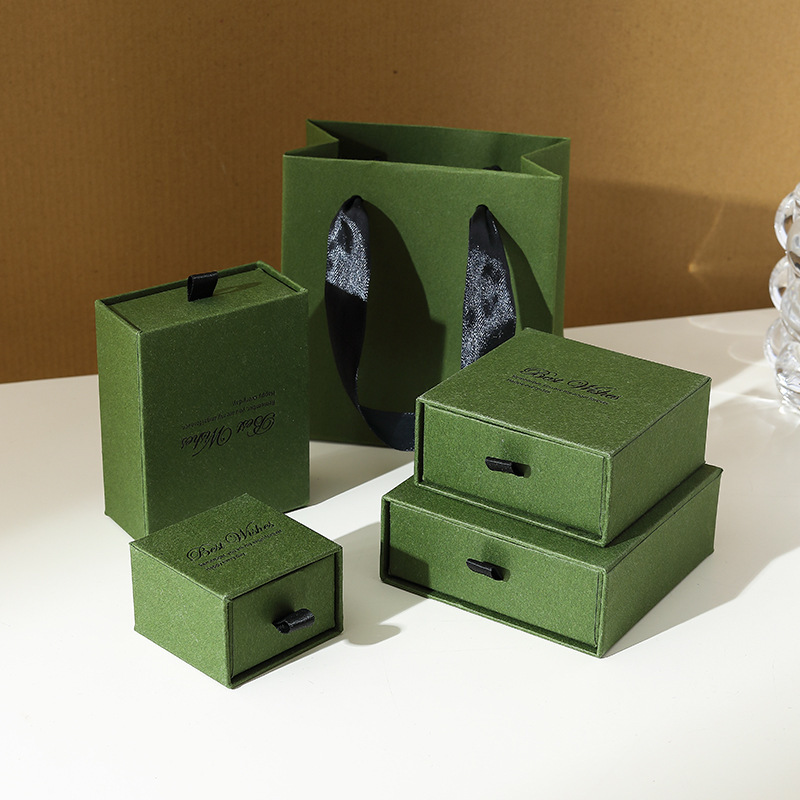 Mehrfachspezifikation und mehrfarbige Ring-Geschenkbox