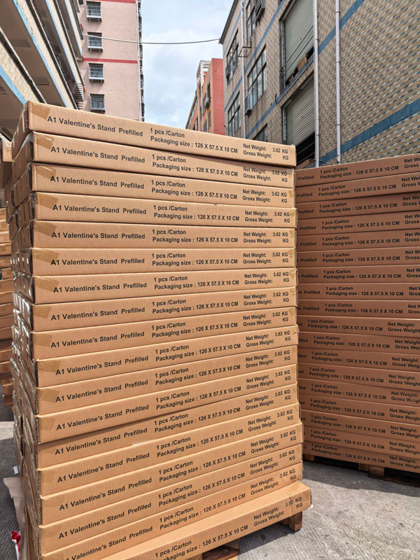 Eine große Anzahl von Bestellungen von SINST wurde in Container verladen und in Überseemärkte verschifft