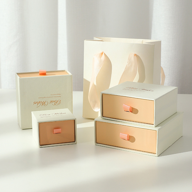 Weiße Pulverschublade Schmuck Aufbewahrungsring Geschenkbox